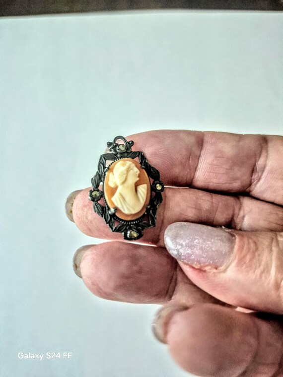 Antique Cameo/ Cameo  Necklace / Cameo Pendant / Marcasite Pendant / Marcasite Cameo / 800 silver / Antique Pendant / Antique  Necklace