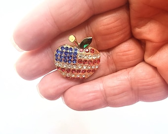Vintage 4th Of July Brooch / Pin / Patriotic Jewelry / Red White Blue Rhinestone Jewelry/ Political Brooch / Pin / F