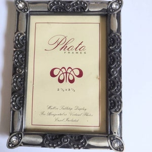 Small Silver Frame/ Silver Frame / Small Frame / Decorative Frame /Table Frame / Rhinestone Decor / Fancy Frame / Vintage Frame