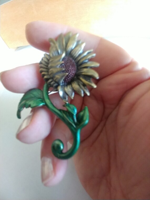 Large Sunflower Brooch / pin / Sunflower Jewelry / Su… Gem
