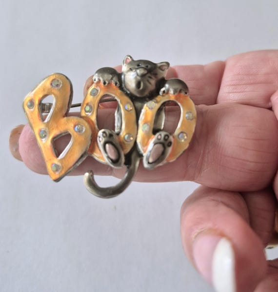 Rare Halloween Cat Brooch: Pewter Enamel 'Boo' Pin