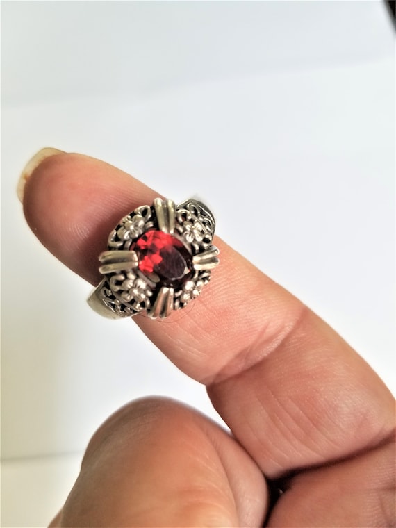 Sterling Silver Floral Ring: Lab Ruby Garnet Stat… - image 1