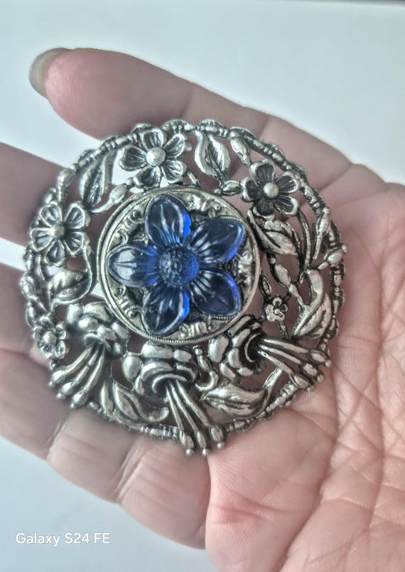 Vinaigrette Brooch/ Pin/ Antique Brooch/ Pin / Perfumer Brooch / Pin/ Unique Brooch / Pin / Round Brooch/ Pin / Antique Jewelry