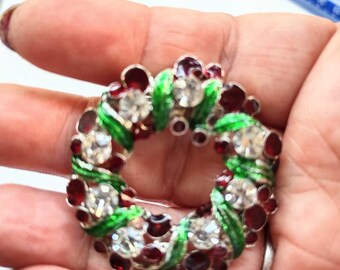Christmas Wreath Brooch / Pin / Rhinestone Wreath/ Christmas Brooch / Pin / Christmas Brooch / / Pin / Wreath Brooch / Pin / Rhinestone Pin