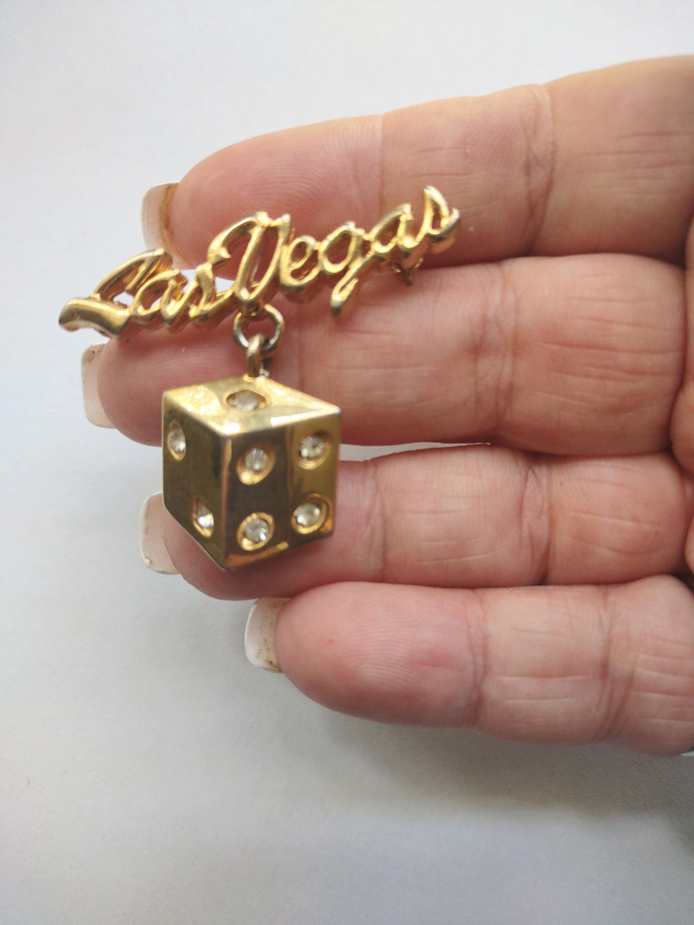 Las Vegas Welcome Sign Gold Dice Keychain Made with Swarovski Crystals