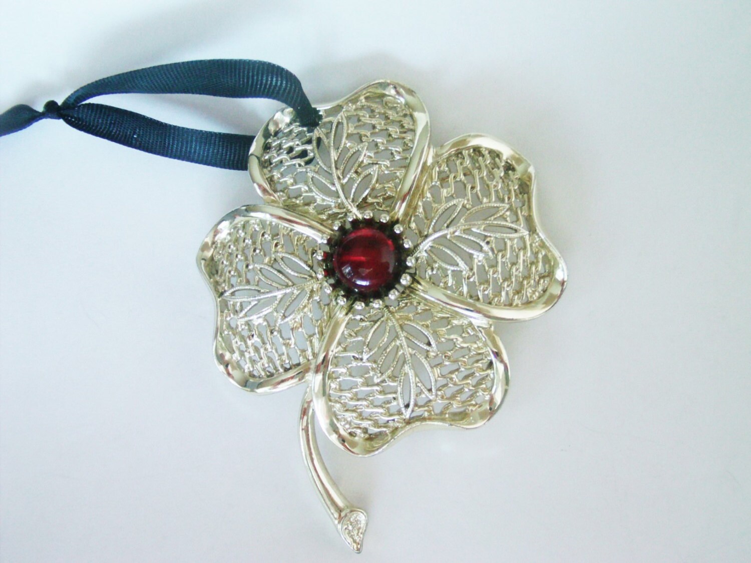 Large Flower Brooch / Pin / Gold Brooch / Pin / Flower Jewelry Etsy