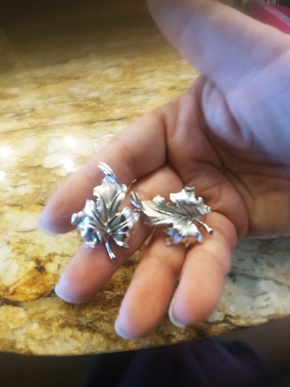 Silver Trifari Earrings / Trifari Leaf Earrings /L