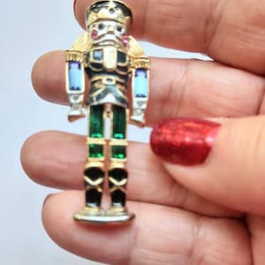 Nutcracker Brooch / Pin / Monet Brooch / Pin / Nutcracker Brooch / Pin / Christmas Brooch / Pin / / Nutcrackers / Christmas Jewelry /