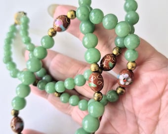 Green Jade Necklace /   Silver Jade Necklace / Jade Jewelry / Light Green Jade Necklace / Beaded Jade Necklace / Pearl Necklace /