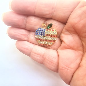 Vintage 4th Of July Brooch / Pin / Patriotic Jewelry / Red White Blue Rhinestone Jewelry/ Political Brooch / Pin / F