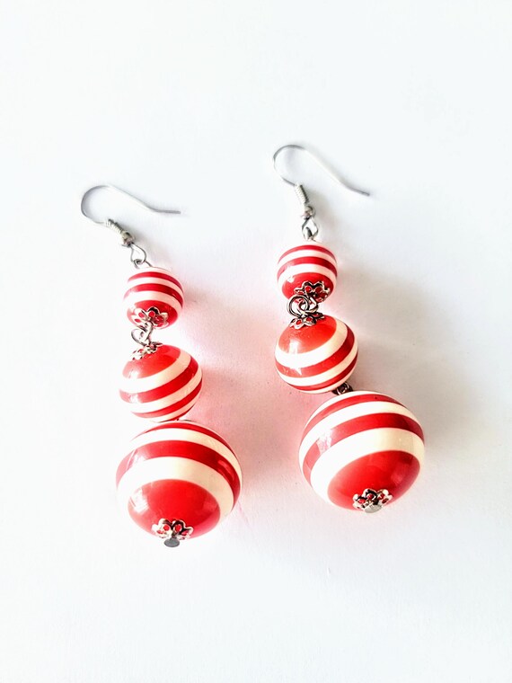 Red Striped Ball Dangle Earrings: Fun Hippie Stat… - image 1