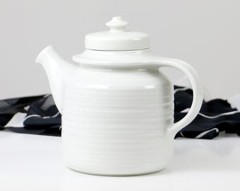 アラビア社製ヴィンテージ陶器ティーポット（フィンランド製、1960年代