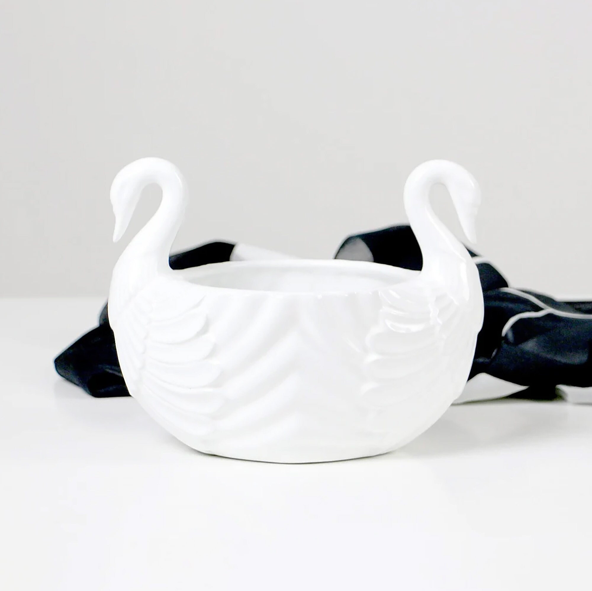 Vintage Planter – 1970s White Porcelain Swan Pot – Pereiras Portugal – Boho Home Decor