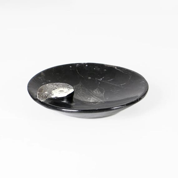Vintage Marble Bowl with Ammonite Decor 1970s – Black and White Stone Trinket Dish