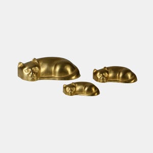 Vintage Brass Cat Set – 1960s Mid Century Modern – Three Stylized Lying Cats – Decorative Collectible