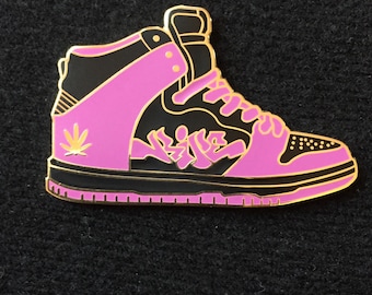 Ripe Dunk GD Purps Lapel Pin