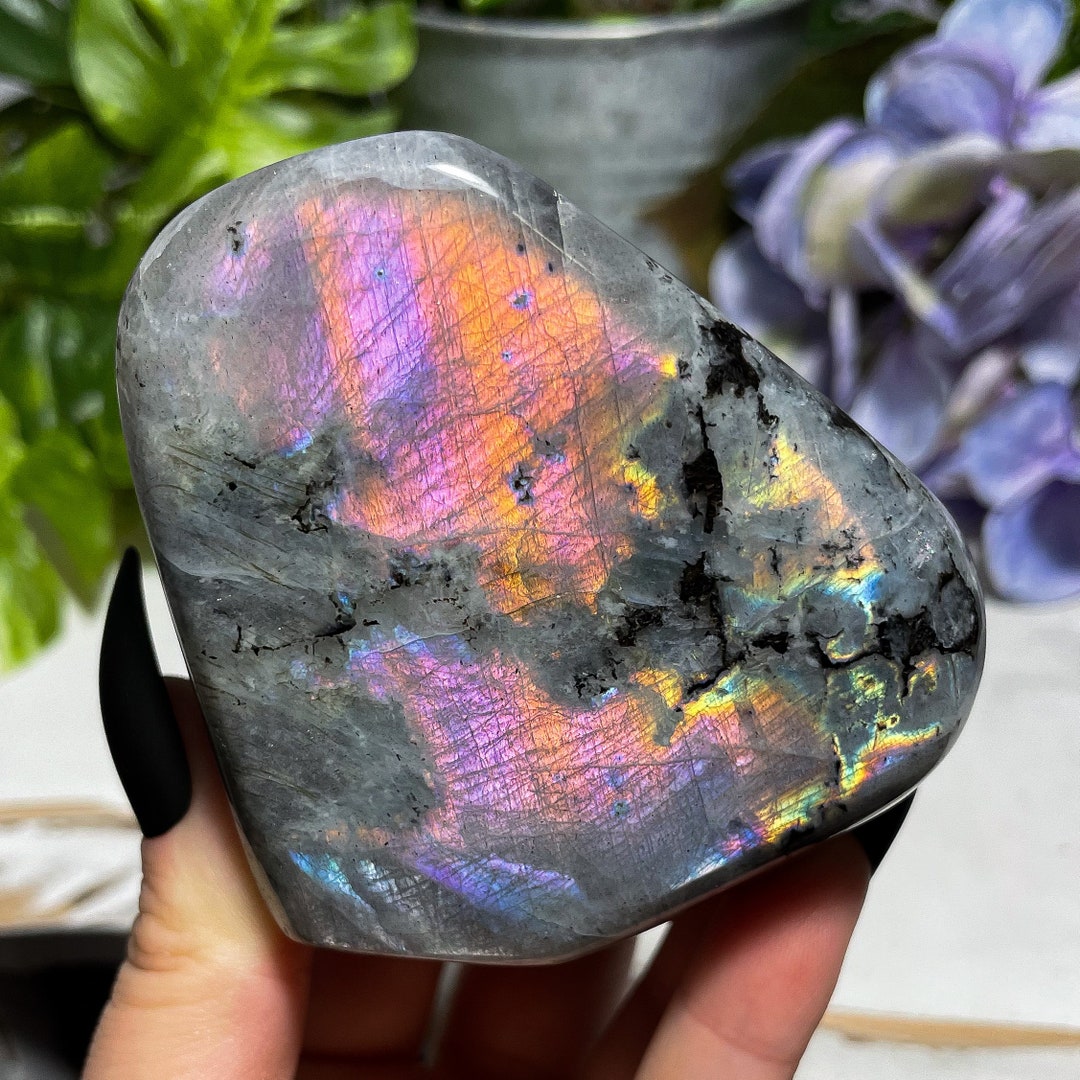 巨大二色シラー ペンダント Labradorite strong flash Purple Rainbow Labradorite Freeform, Third Eye Stone - Etsy