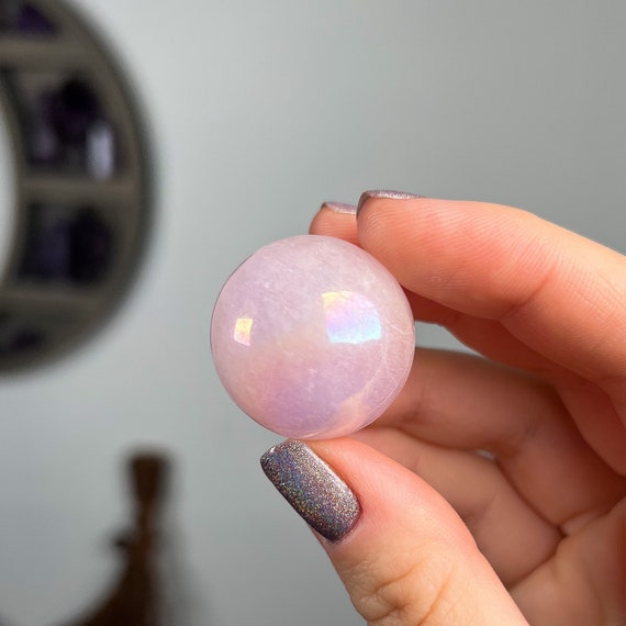 Aura Light Baby Pink Morganite Sphere