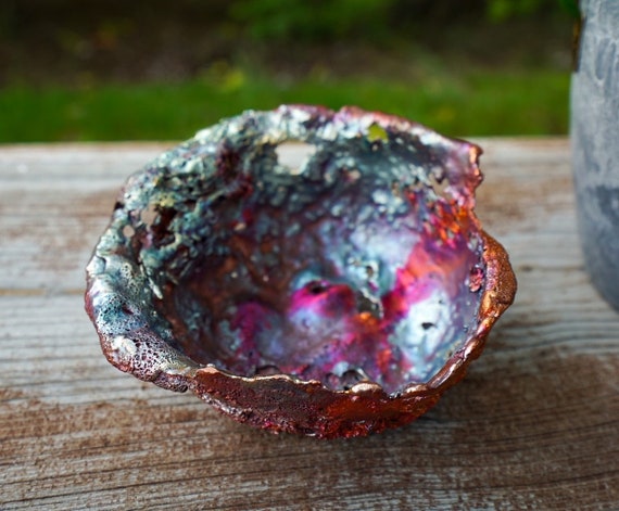 Copper Charging Bowl, Heavy Beautiful Splash Multicolored Magenta Copper Dish
