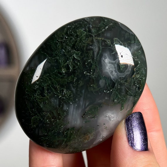 Moss Agate Palm Stones