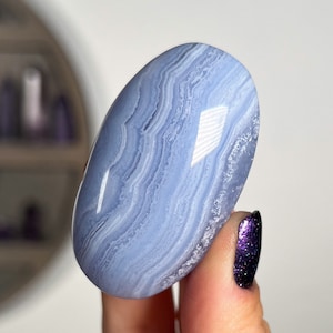Blue Lace Agate Palm Stone: Calming Collector Crystal
