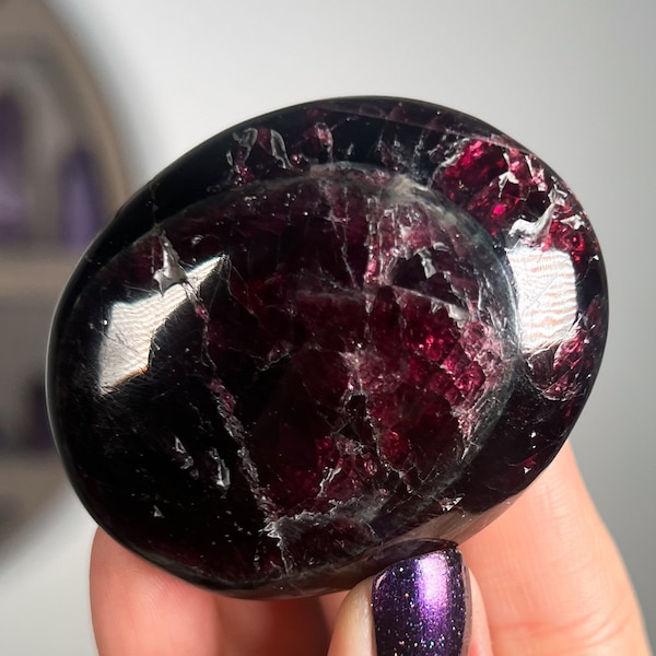 Rhodolite Garnet Palm Stone, Choose Your Crystal, Gemmy Garnet, Meditation Heart Chakra Stone, Crystals for Love, Reiki Healing