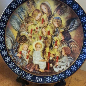 Die Nachtwache der Engel,  The Angel's Vigil, collectible plate by artist Sulamith Wulfing
