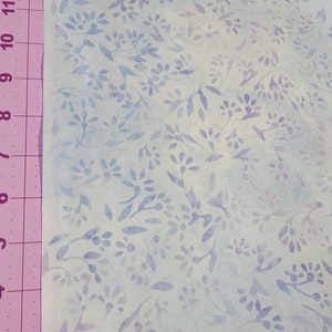 Batik Pastel Petals Hyacinth - kaufman - high quality quilting cotton from the bolt