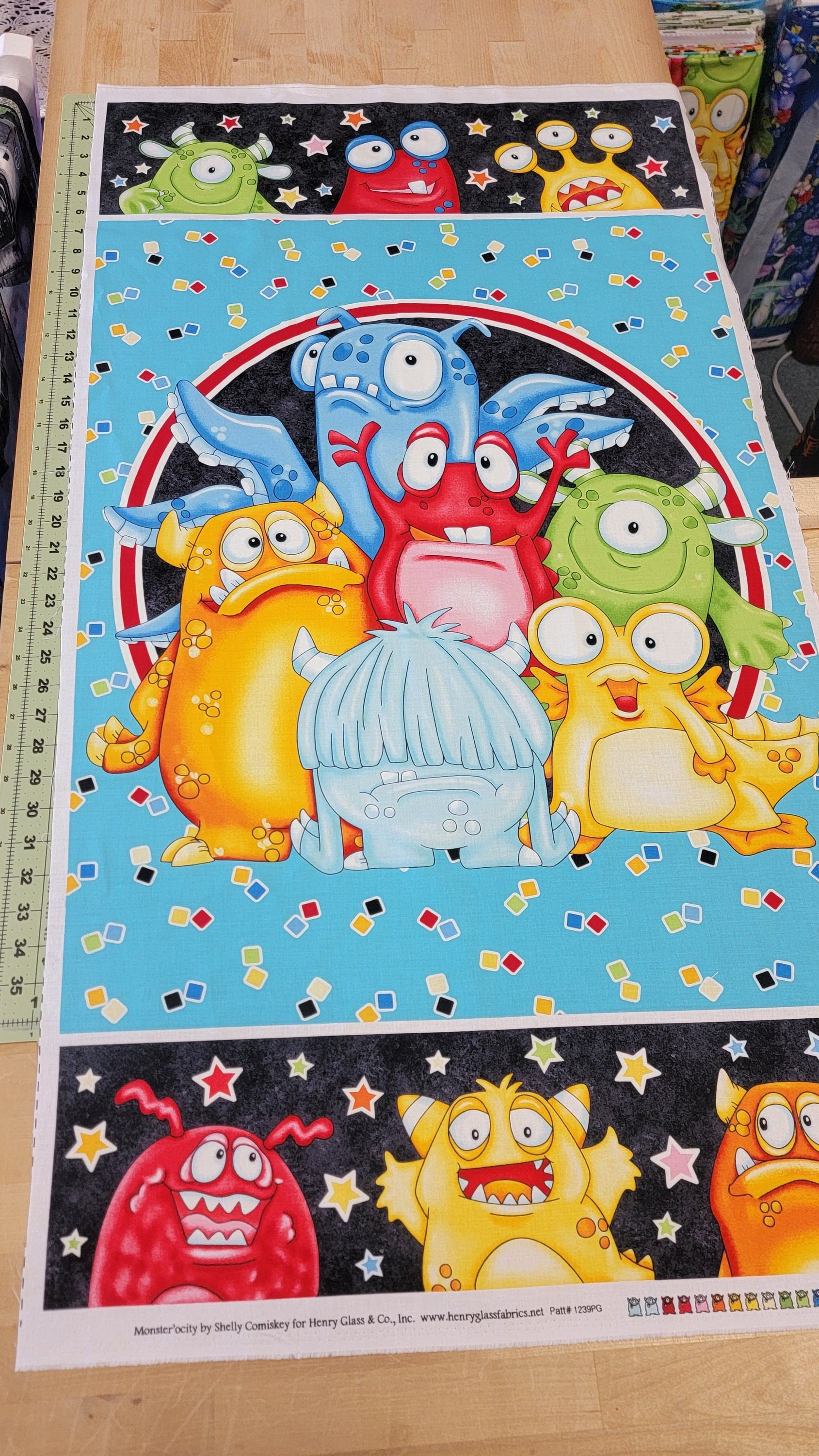 Monster'ocity Panel  - high quality quilting Cotton 24x44