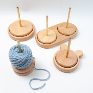 Wooden Yarn Ball Holder  Spinning Knitting Tools Beginner Crochet Tools Durable Presents Wool Yarn Dispenser