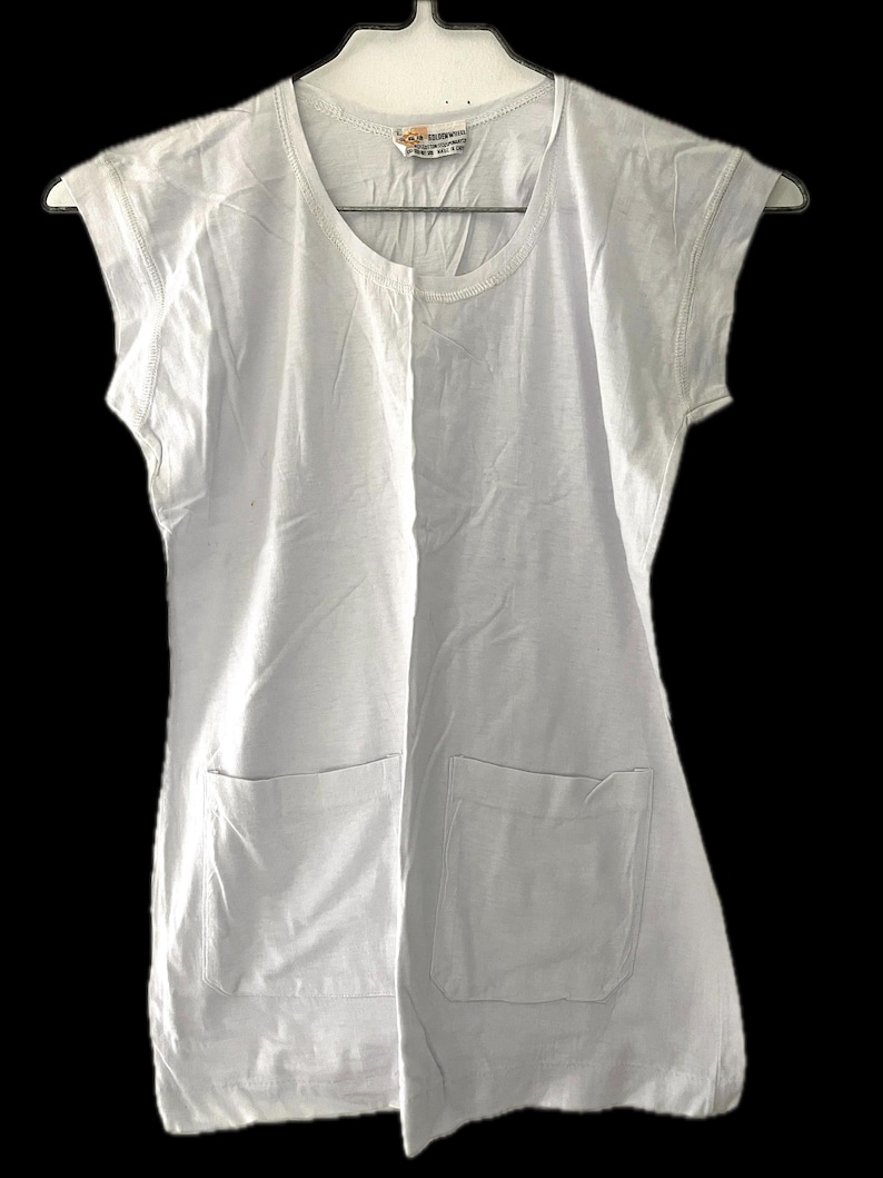 Golden Wheel sleeveless deadstock 80s white single needle shirt cotton rayon Chinese brand crew neck tank top 2 front pockets small ribbed image 2
