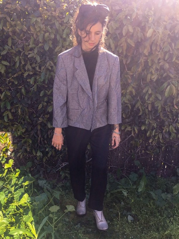 Vintage Evan Picone minimalist cropped boxy blazer