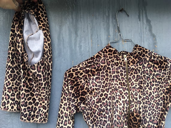Vintage Halloween leopard print catsuit jumper st… - image 9