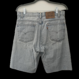 Made In USA 100% cotton Levi&#39;s 585 32 x 34 faded light blue wash zipper fly denim jean shorts cutoffs collectible orange tab distressed 31