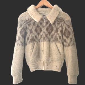 Tundra 1950s virgin wool fuzzy bomber sweater jacket fully lined coat tan brown ecru cream fair isle style knit pattern Made in Canada Small