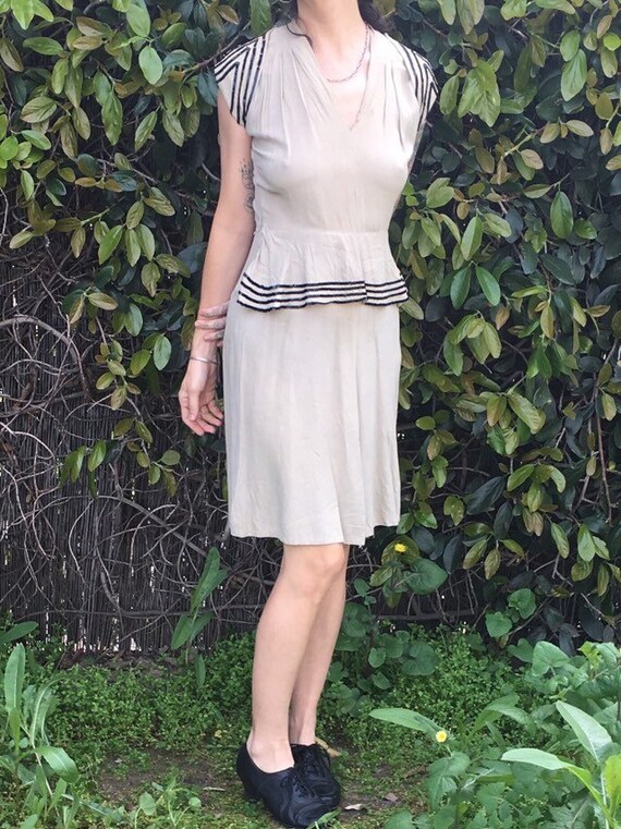 30s 40s handmade dress cold rayon vintage silver g