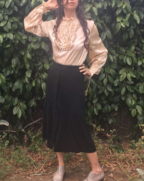 bila double sleeve ruffle blouse