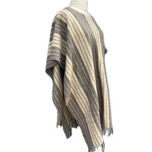 100% wool poncho Mexican blanket jacket fringed sleeveless open front poncho gray cream vertical stripes natural fiber coat hand woven