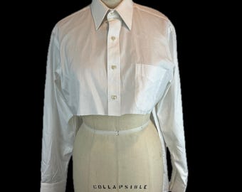 90s Mullet Hem Cropped White 100% Cotton Long Sleeve Dress Shirt Button Down Oxford Collar Boxy Blouse Large Unisex Raw Hem Tail Coat Pocket