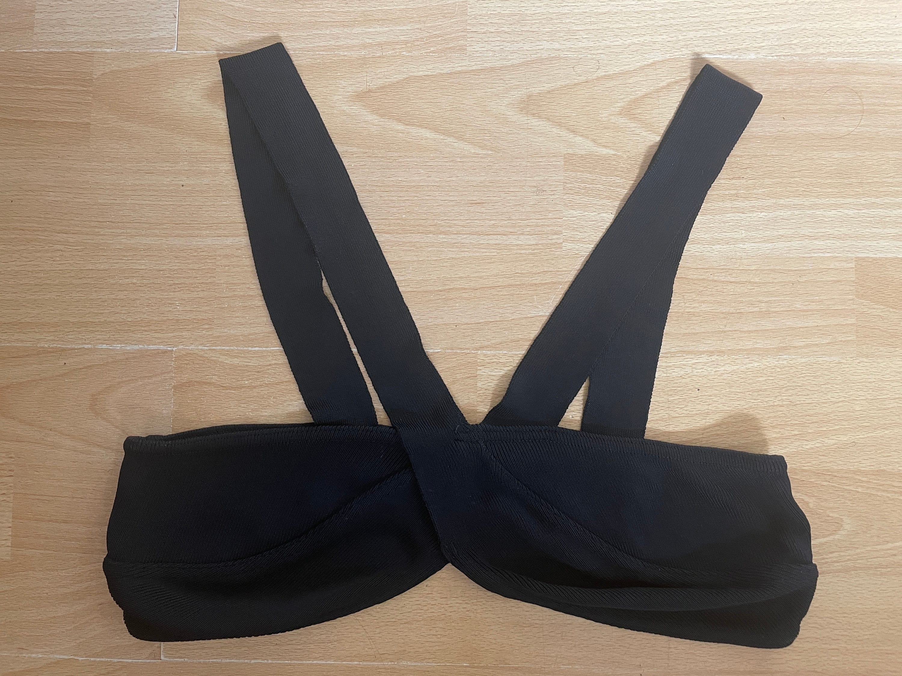 【関税込み】ALAIA ブラ COLINA＞ コリーナ ノンワイヤーブラ LIAA758 | L