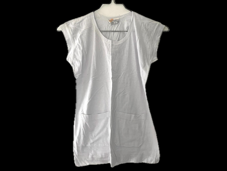 Golden Wheel sleeveless deadstock 80s white single needle shirt cotton rayon Chinese brand crew neck tank top 2 front pockets small ribbed image 4