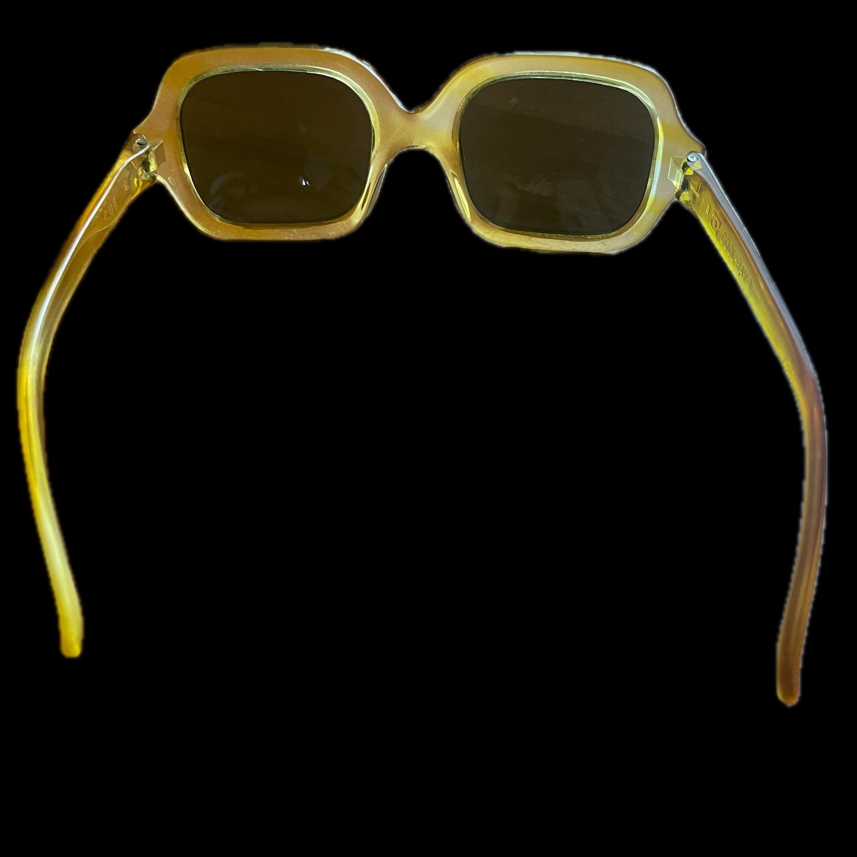 Polaroid Brown Translucent Oversized Square Sunglasses with Yellow Case Polaroid Cool Ray Oversize Sunglasses See Through Yellow  main image 2