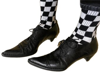 Zapatos Oxford con cordones y punta puntiaguda, estilo mocasín, tacón bajo, color negro, fabricados en Italia, de diseñador, estilo witchy, talla 9.40, años 90.