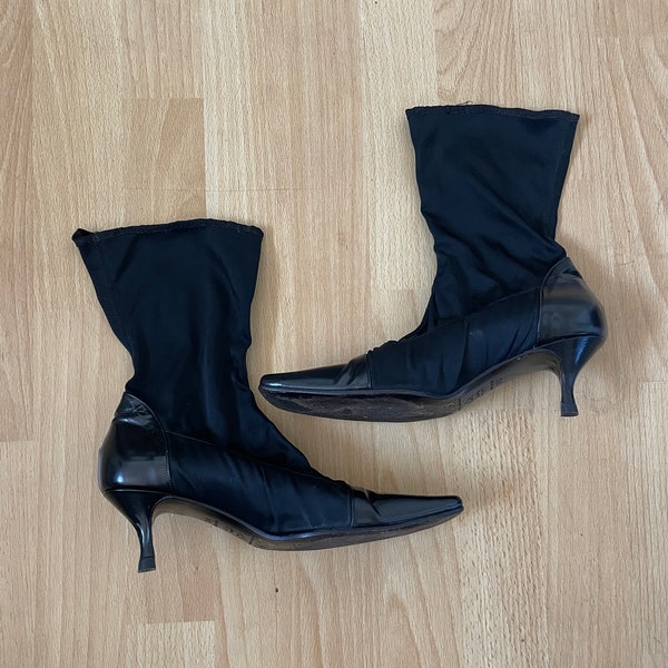 Bottines Dolce And Gabbana sans lacets Chaussures habillées à talon aiguille Cuir noir Fabriqué en Italie 37,5 bout carré stretch 7