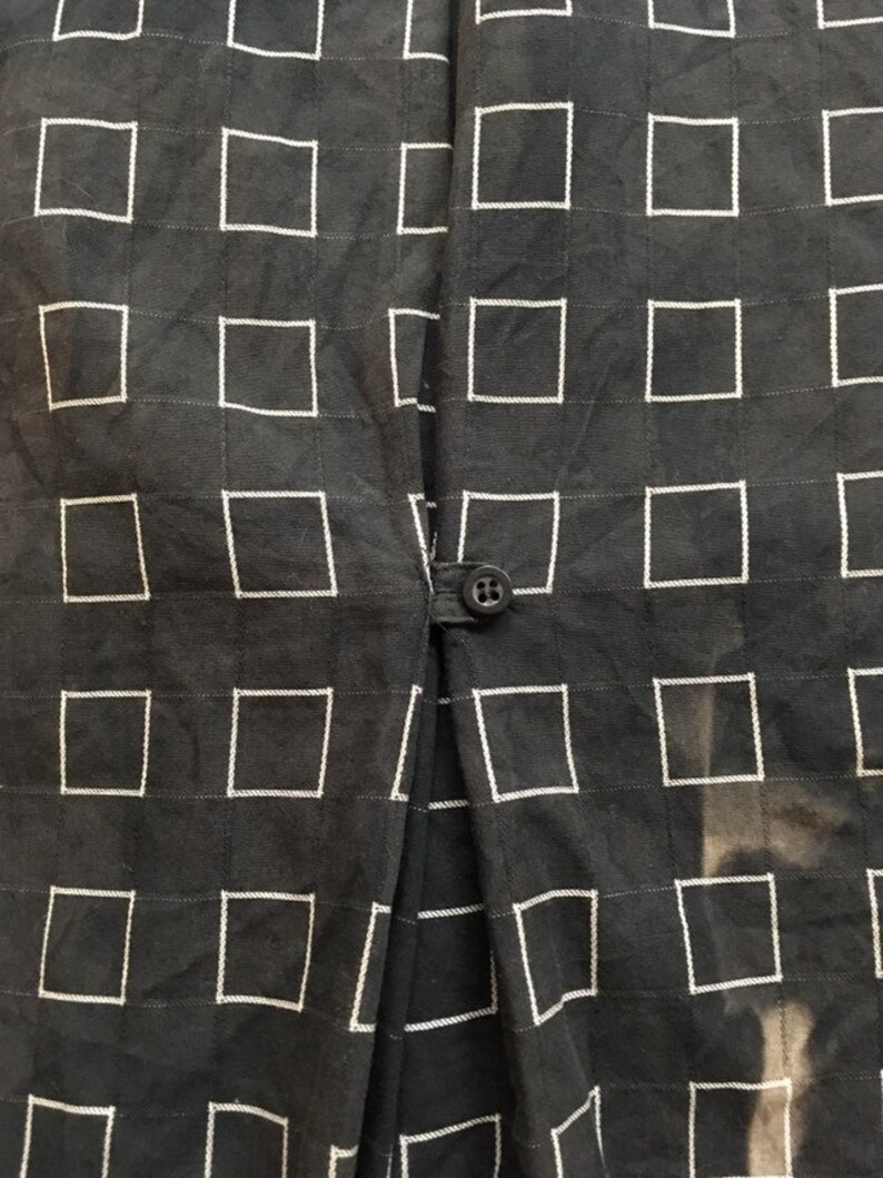 Vintage 80s liz Claiborne liz sport black white cotton geometric boxy square print blouse button up down unisex back vent 1980s vtg L bleach