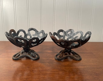 Vintage Cast Iron Scrollwork Candle Holder, 4"W Rustic Pillar Display, Rusty Black Metal Stand, Ornate Swirl Pedestal, Bohemian Decor