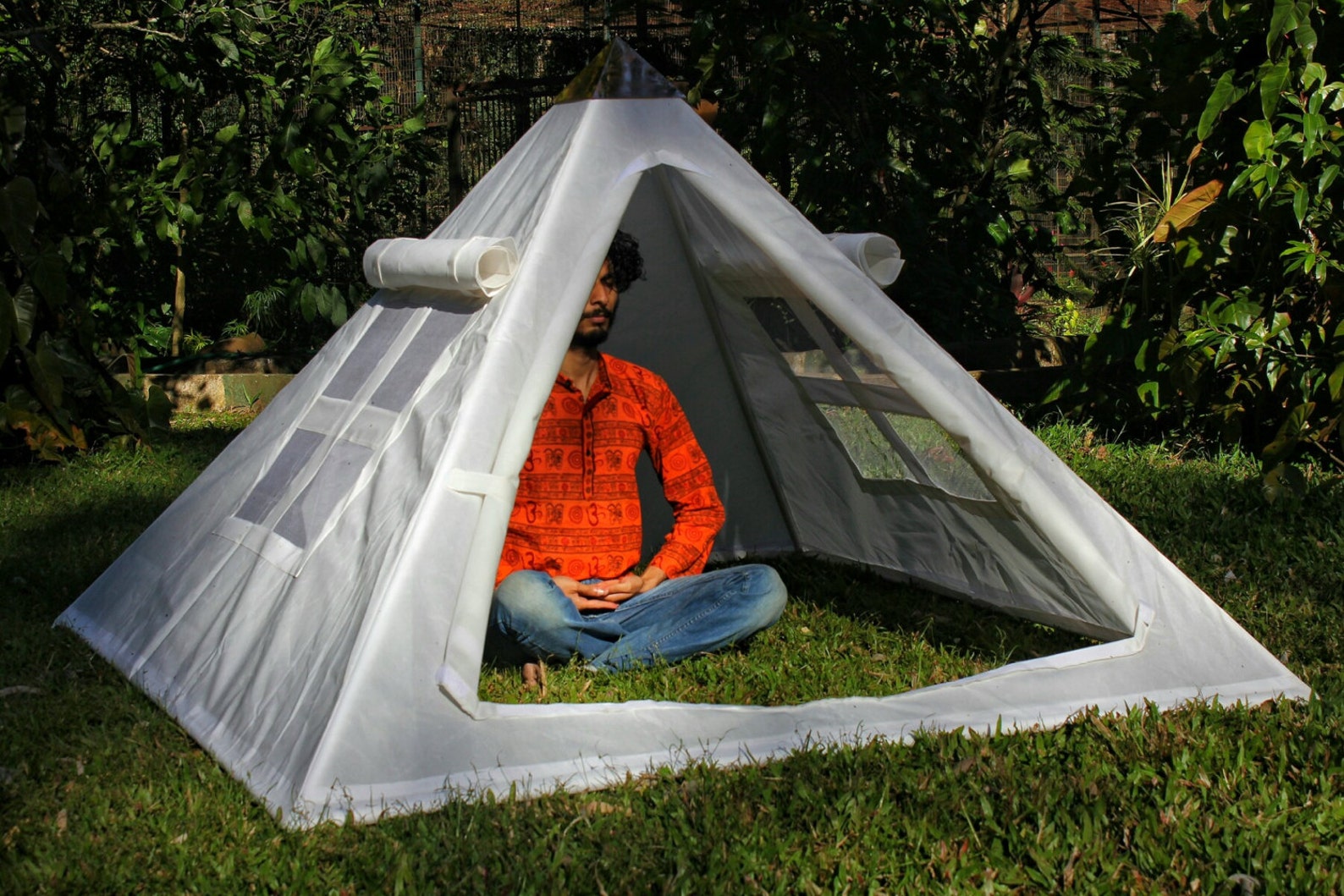 Дом пирамидой дачный пирамидой