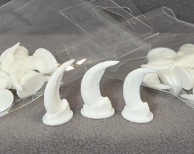 Wolf Claw 12-Pack Small - Costume, Cosplay and Fursuit - PLA Plastic 3D Printed Hand Sculpted Realistic Wild Animal Prosthetic Canine Claws