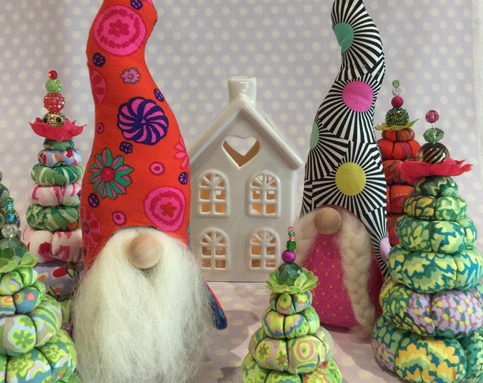 FRAGMENTED TRIANGLES 48x48 Quilt Kit Kaffe Fassett Collective Fabrics ...