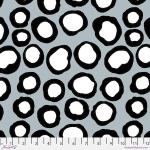 1/2 yd FISH LIPS CONTRAST  Brandon Mably pwbm007 Multiple 1/2 yds cut continuous